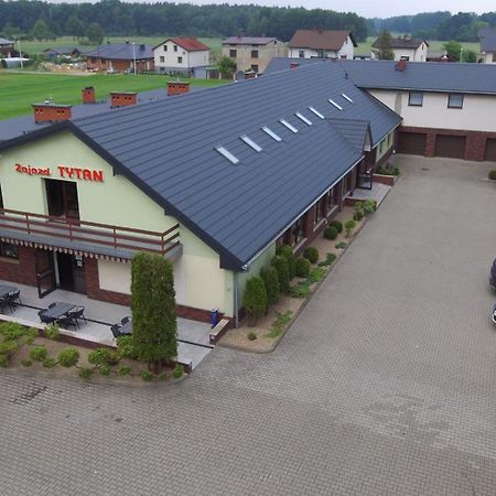 Zajazd Tytan Kochanowice Exteriér fotografie